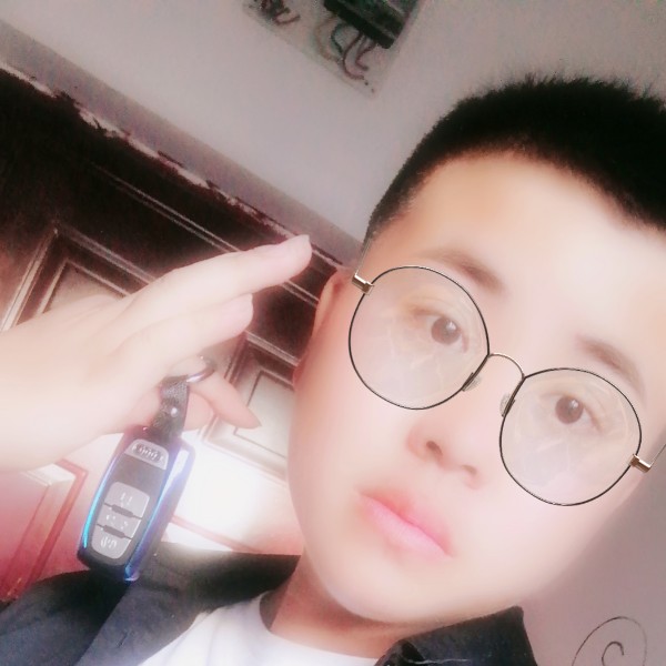 鲤鱼深拥世界的照片