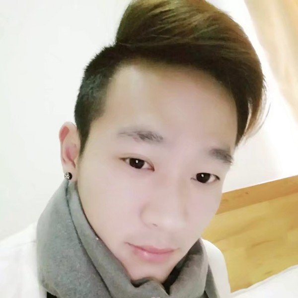 丶枫桦的照片