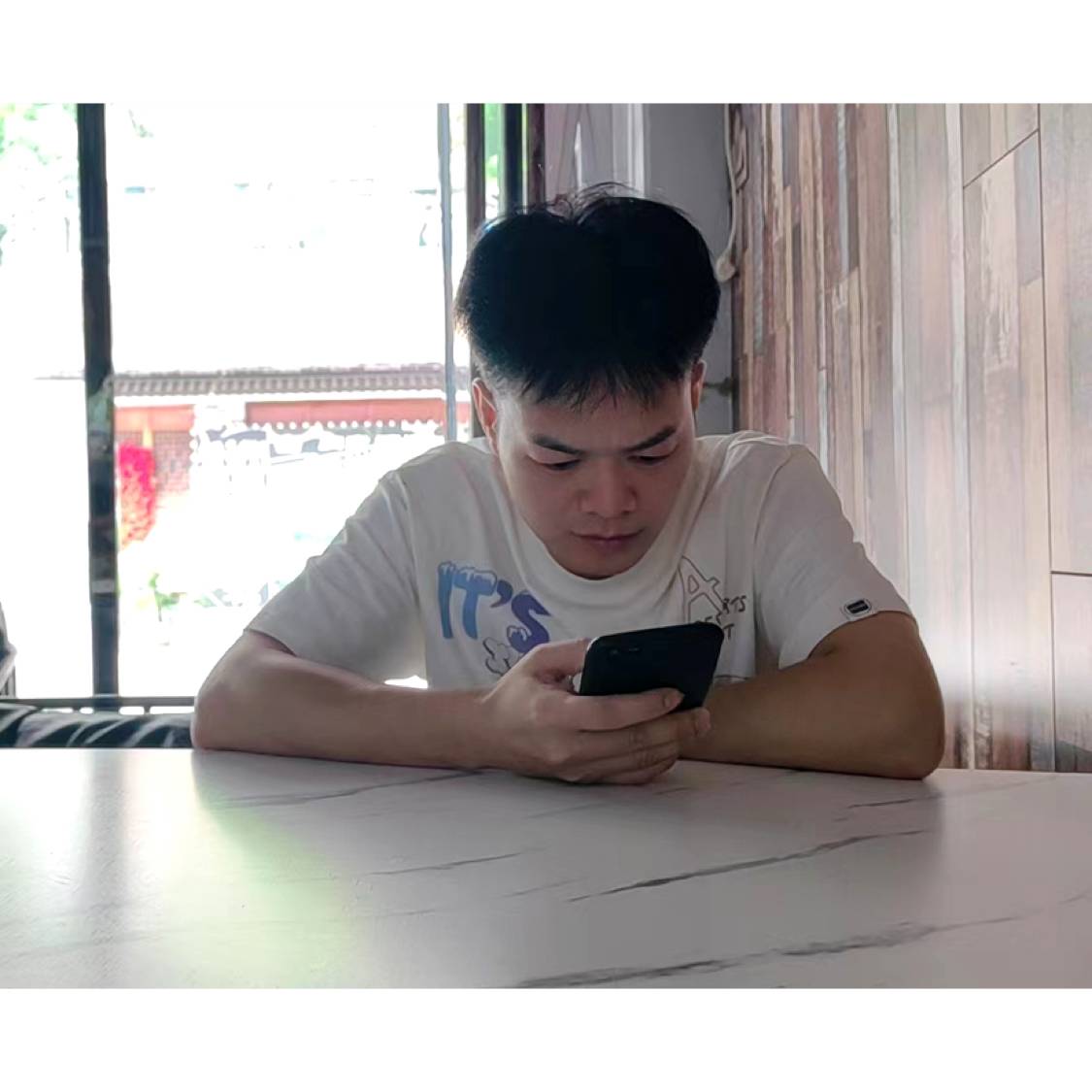 爱喝酒de汤米的照片