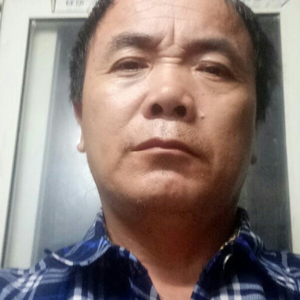 单身玫瑰阿海的照片