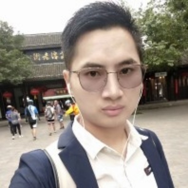 啸红尘的照片