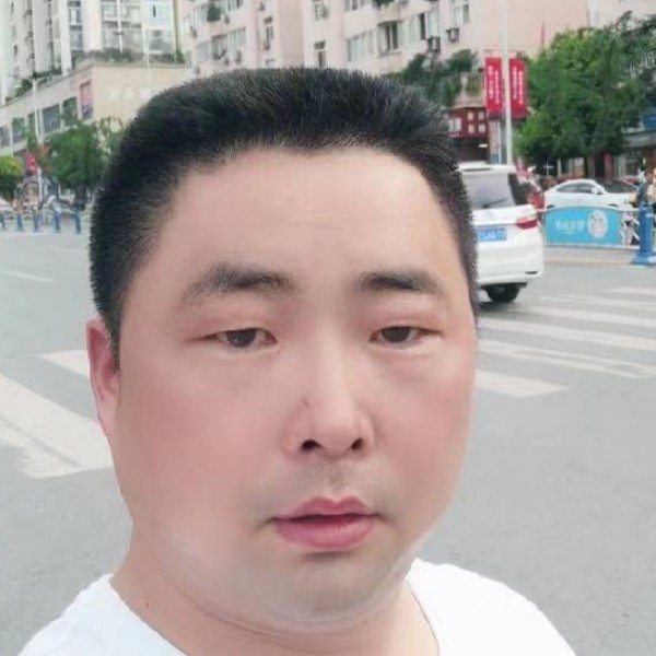 多情改变黛儿的照片