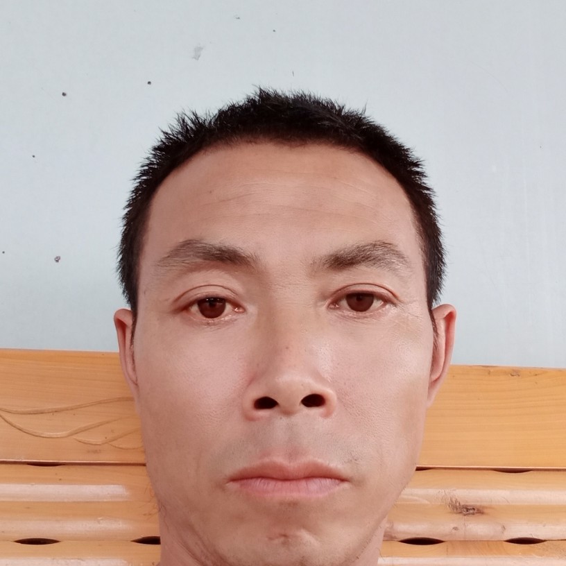 西牛愿还单身的照片