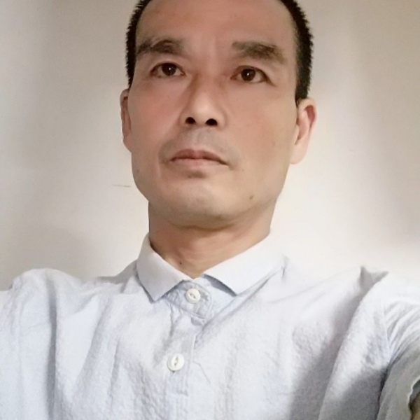 失眠唇彩许成益1的照片