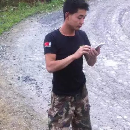 转角的地方遇到你的照片
