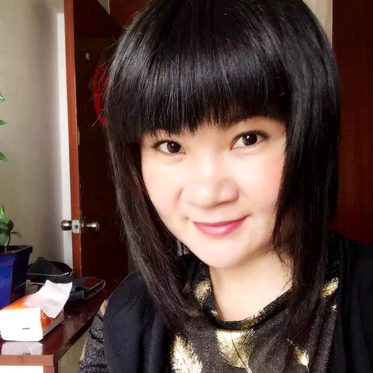 慈祥爱恋毛豆的照片