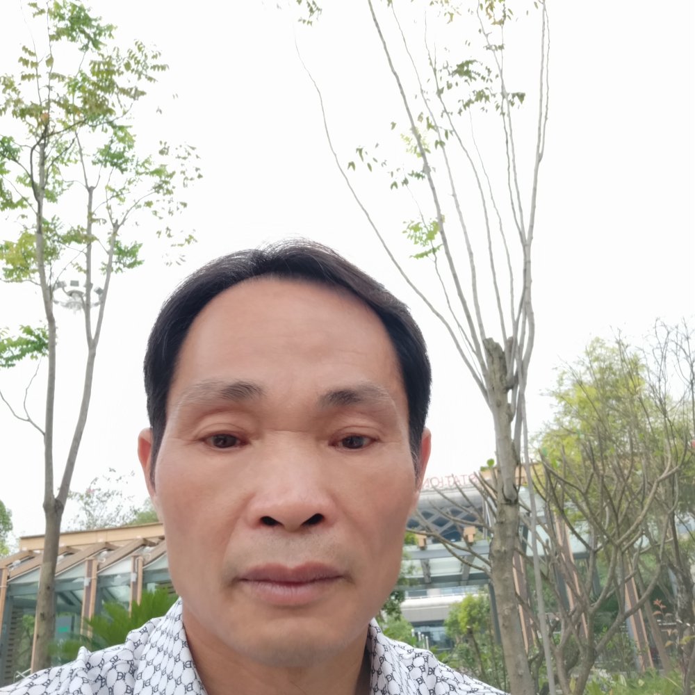 荔枝迎冷傲的照片