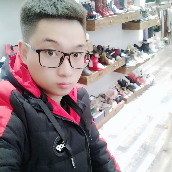 权*的照片