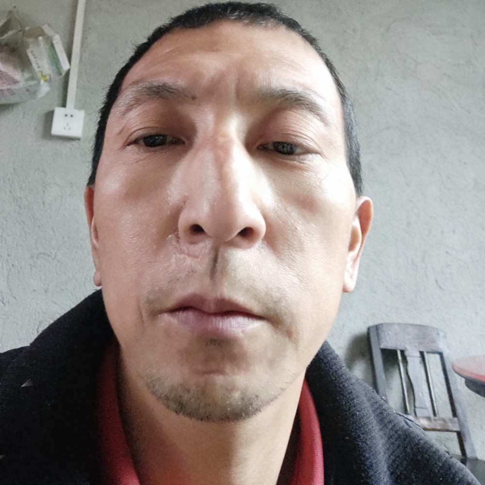 寒冷打冰棍的照片