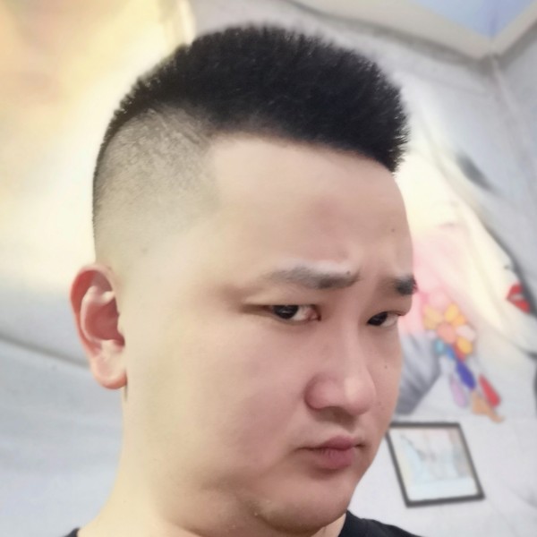 Klein K的照片