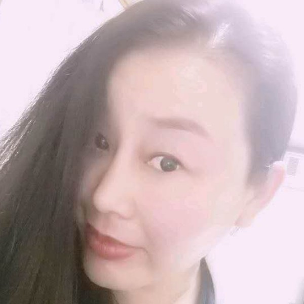 安妮蕾的照片