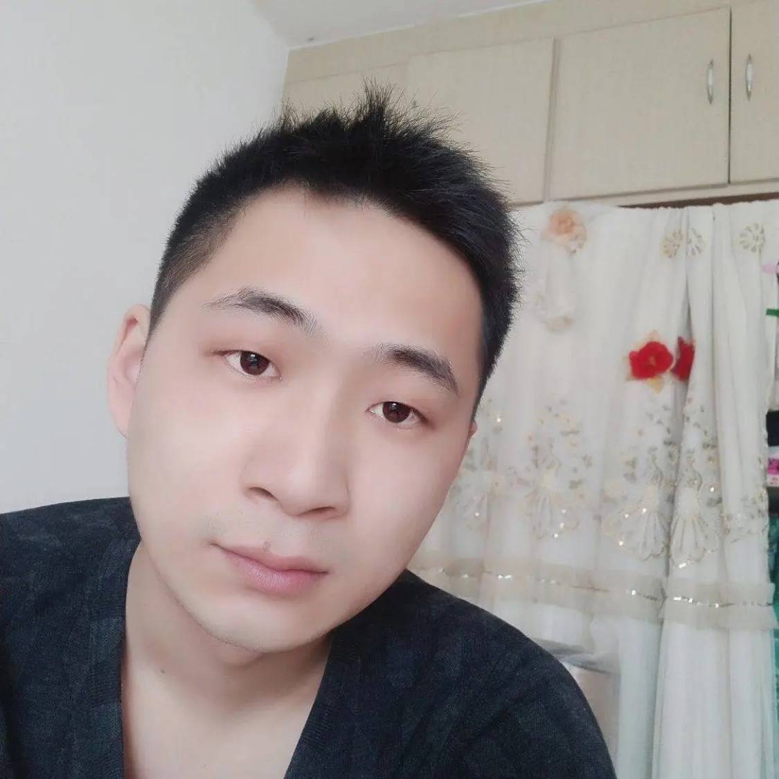 丢了幸福的猪,,的照片