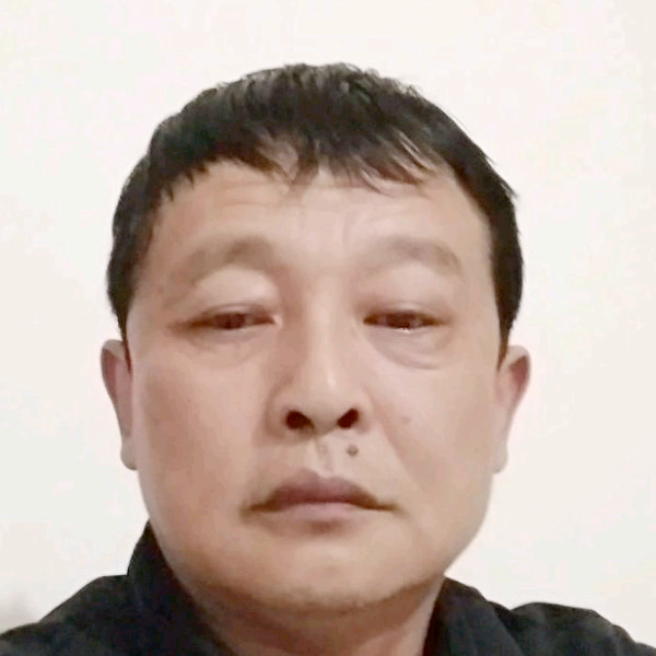 钱紧的照片