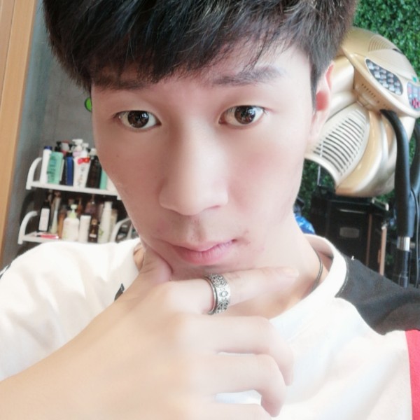 李鑫521的照片