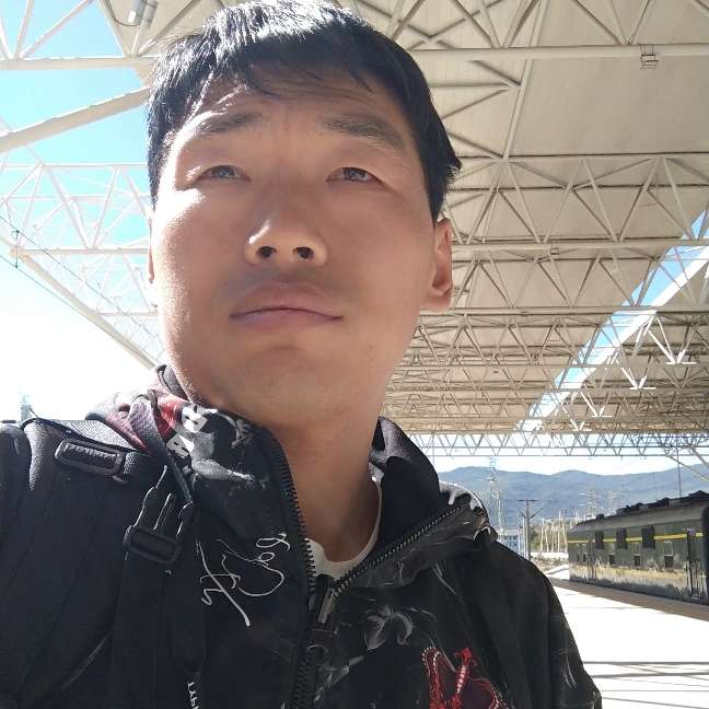 风萧方开心的照片