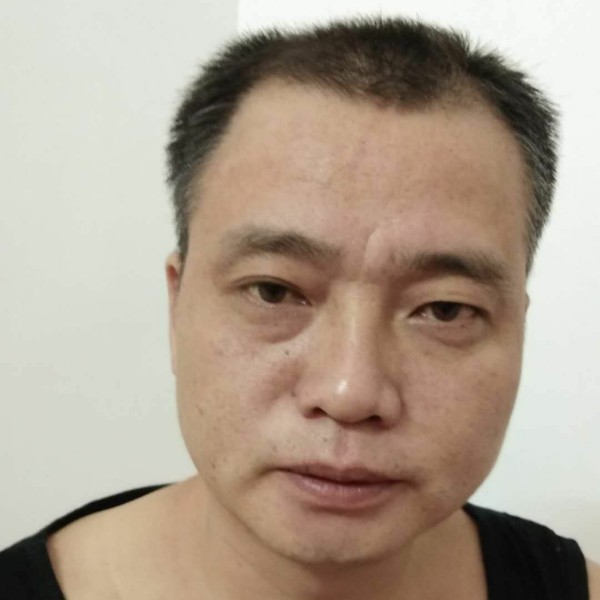 优雅等待钢笔的照片