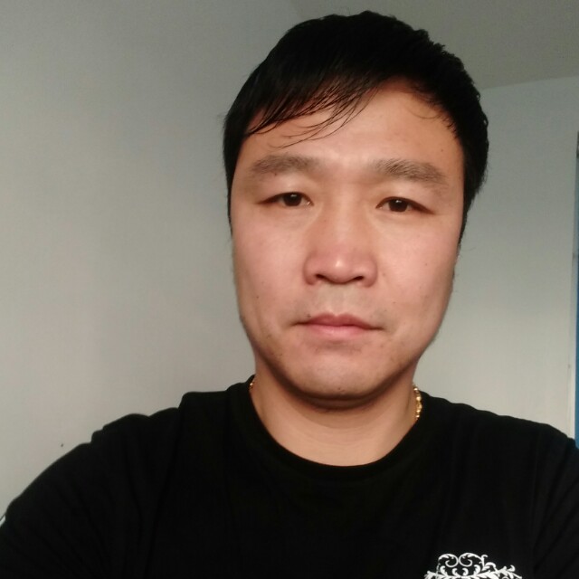 刘粤的照片