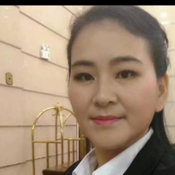 杨凤英的照片