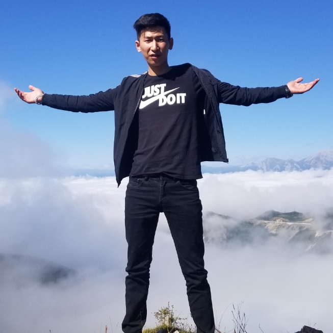 闪闪眼睛的照片