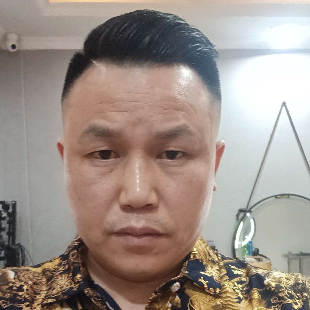 方春生的照片