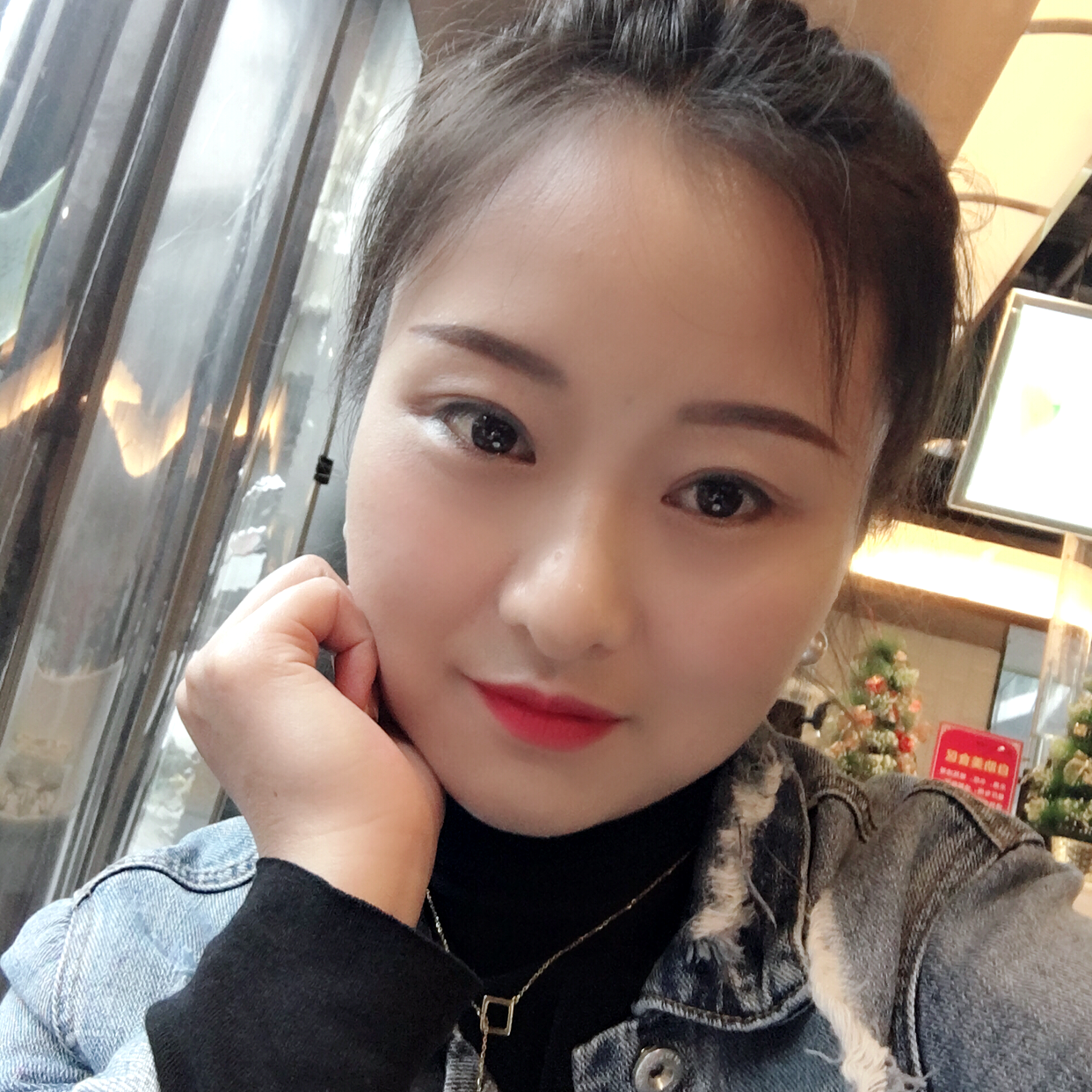 丫 头~的照片