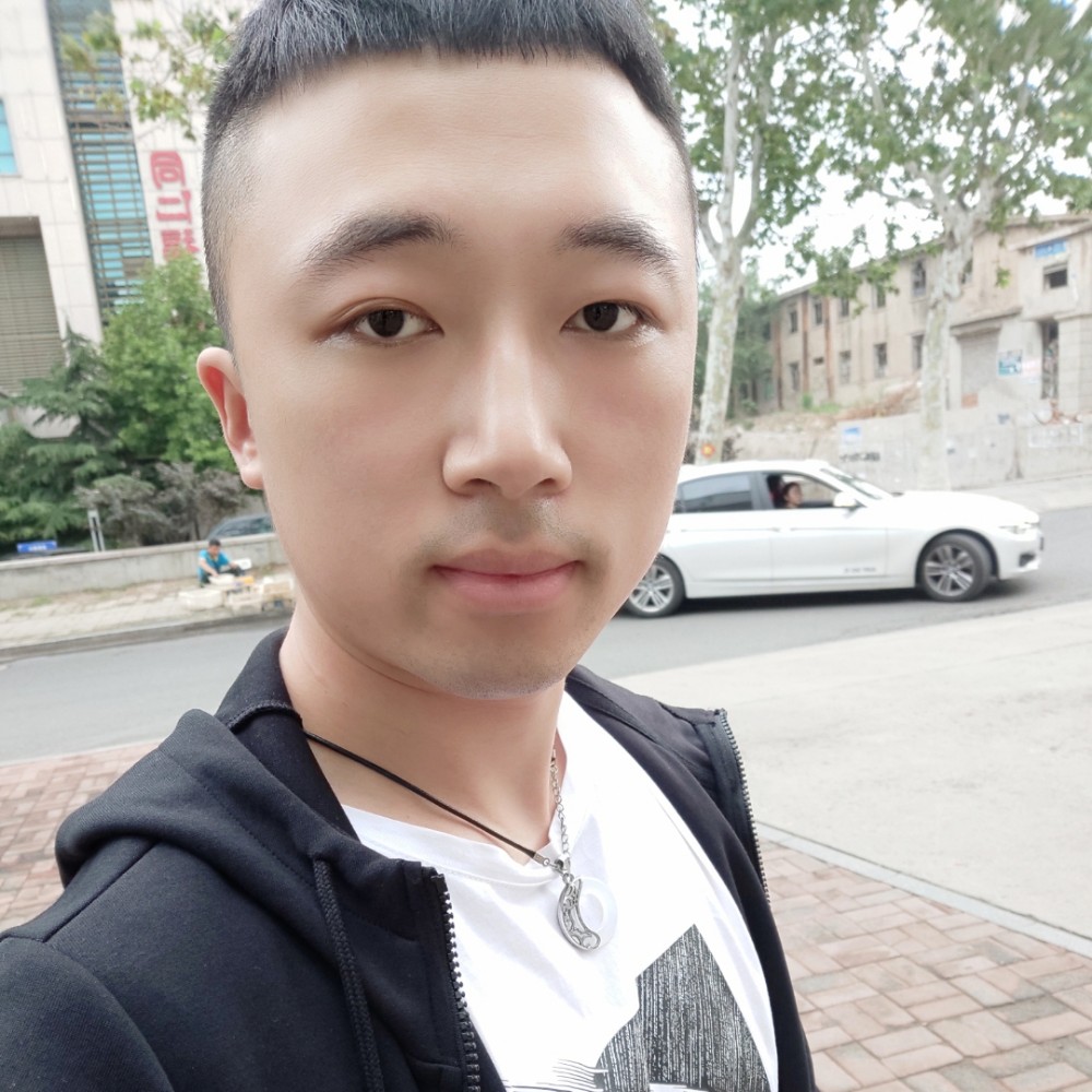 大众男神@的照片