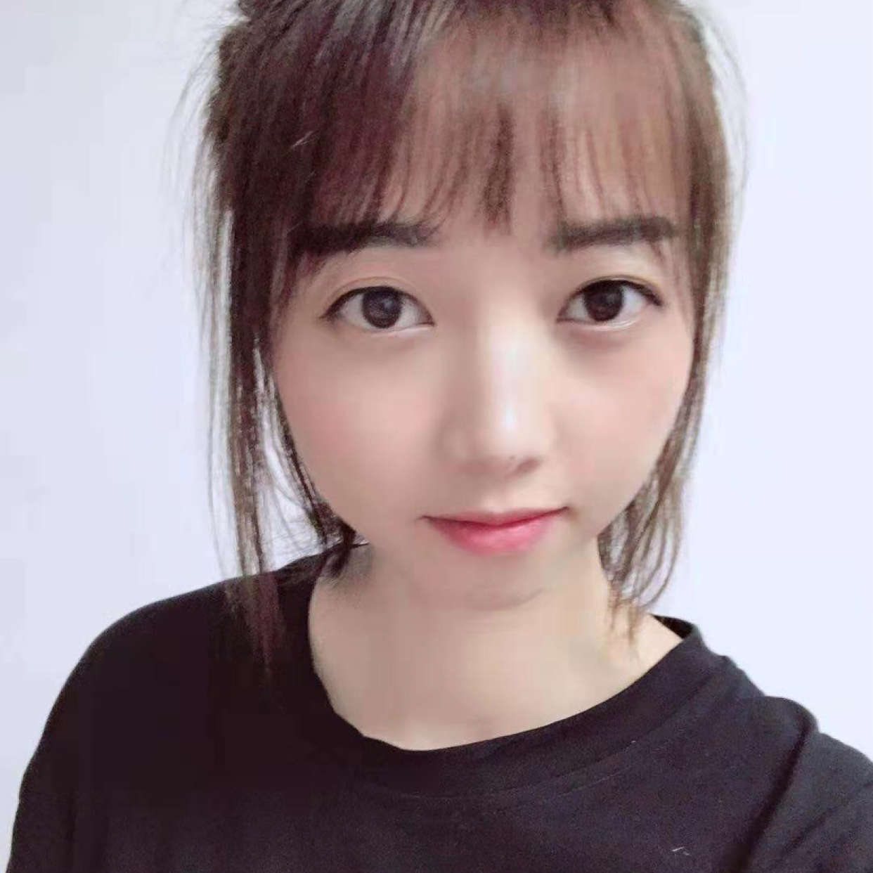摩托蹁跹含蓄的照片