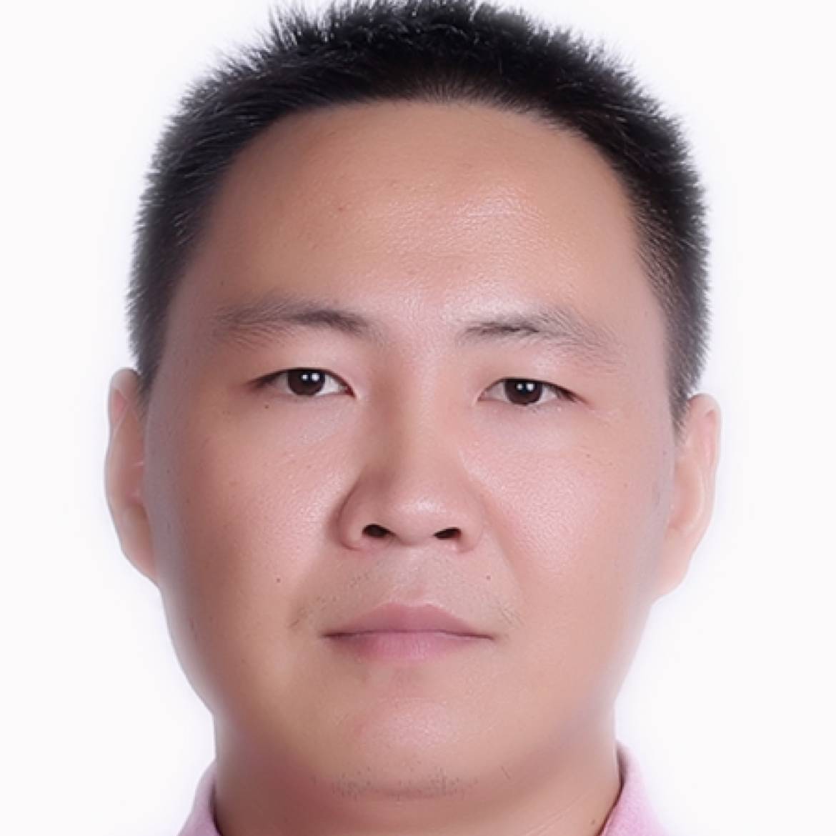 H o的照片