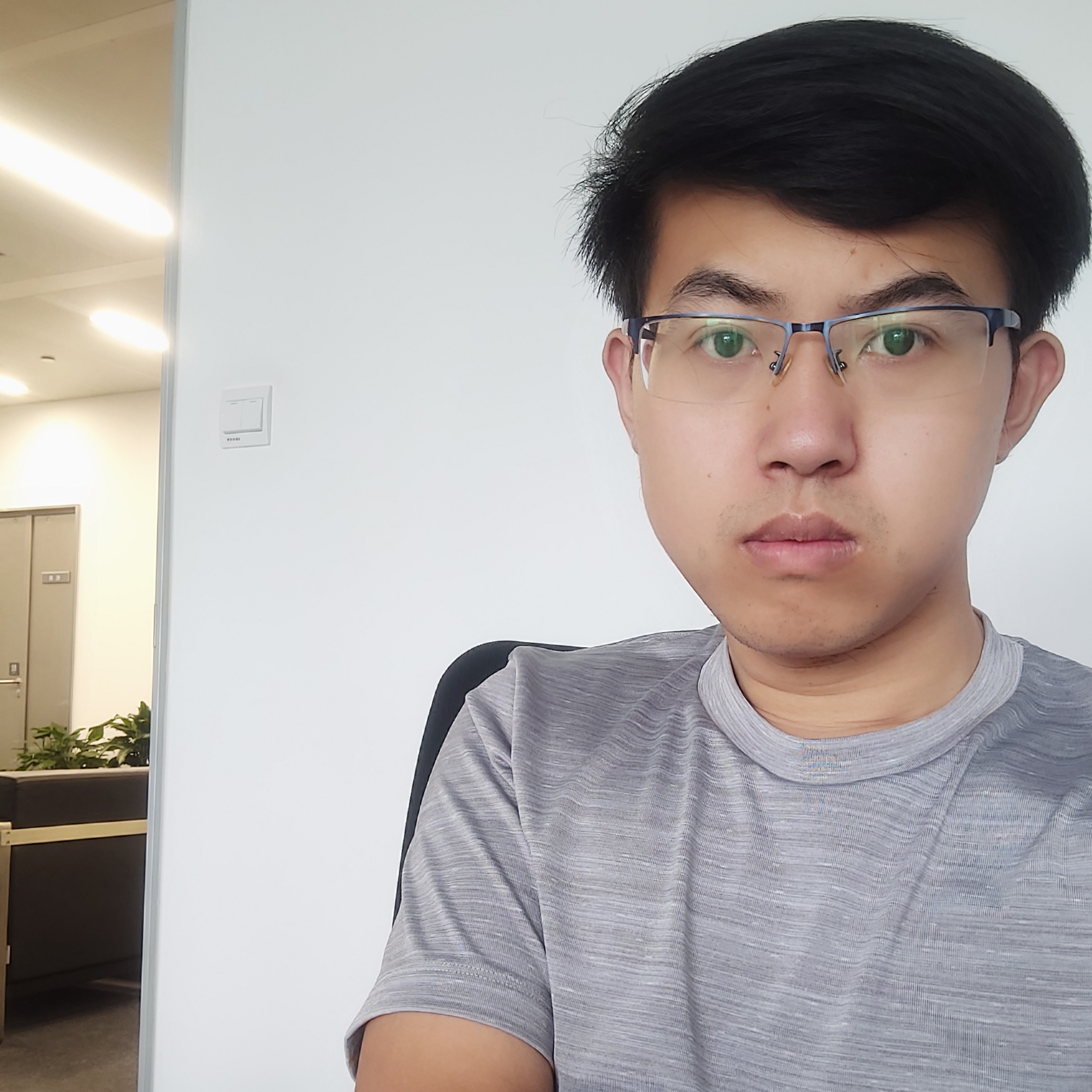 想换个老爷机的照片