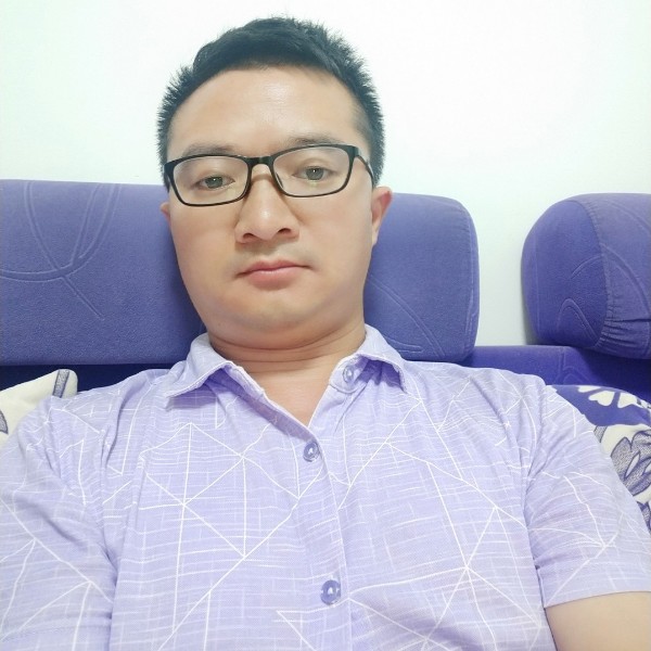 还俗和尚的照片