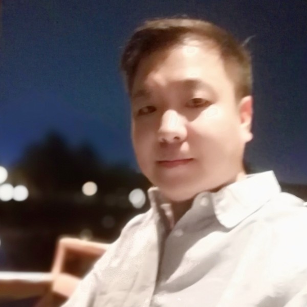 谨慎拿帅哥的照片