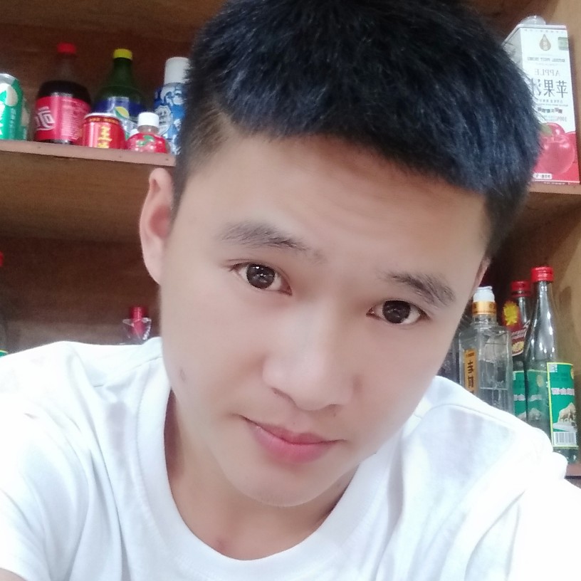 90后的穷孩子的照片