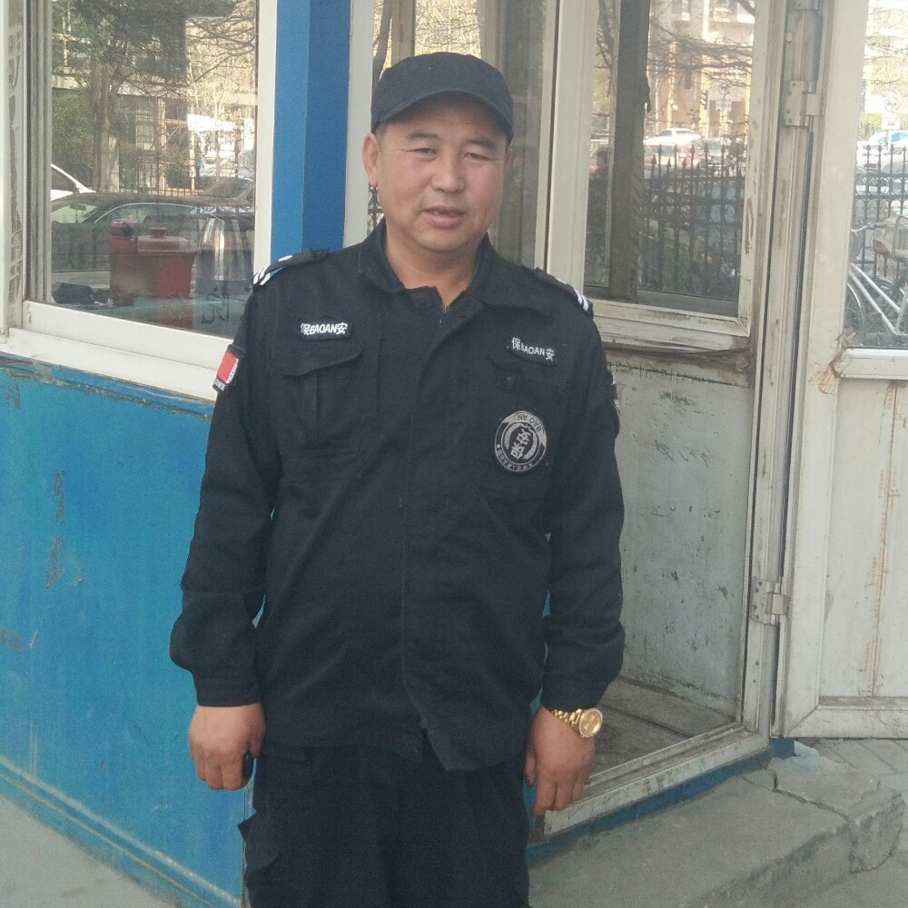 小熊猫倾心搞怪的照片