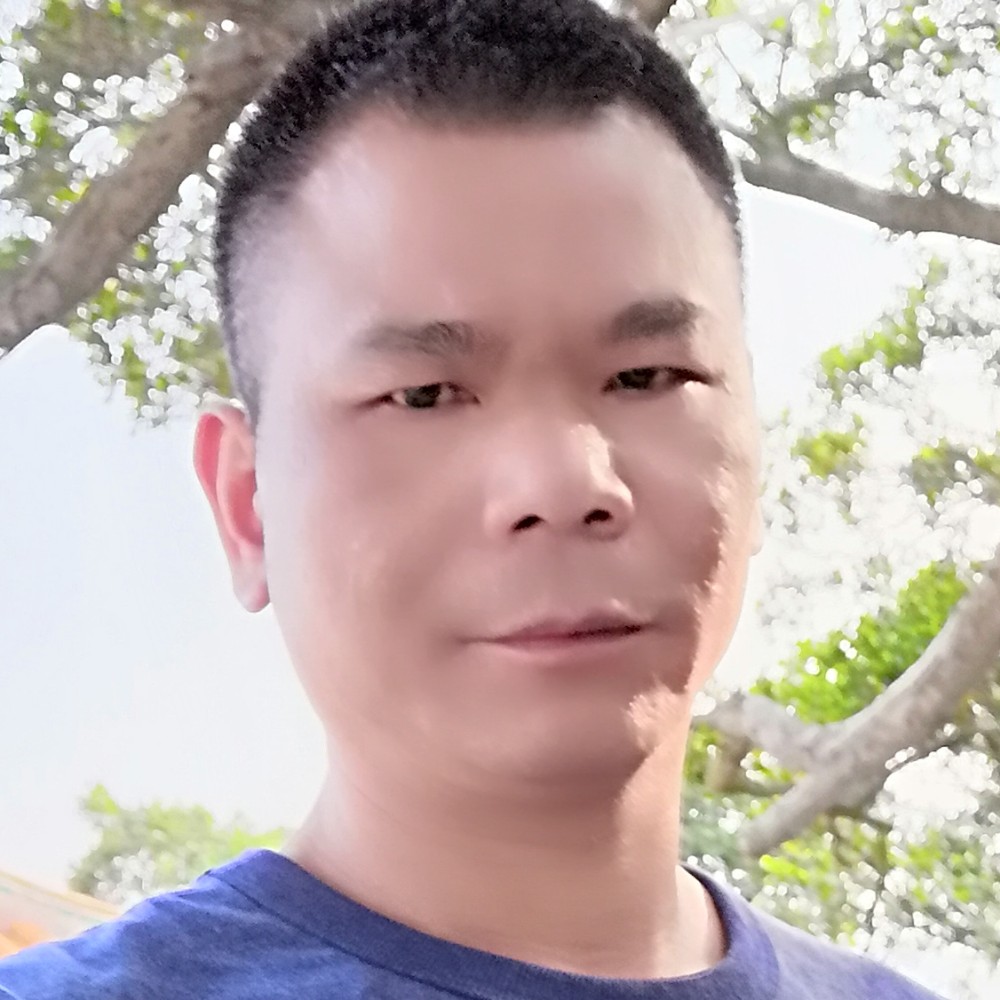 月亮怕孤独的照片