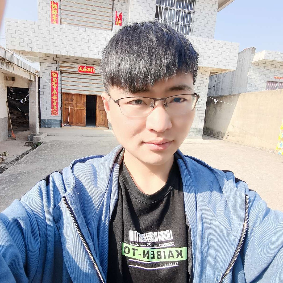 专注凝眸流岚的照片