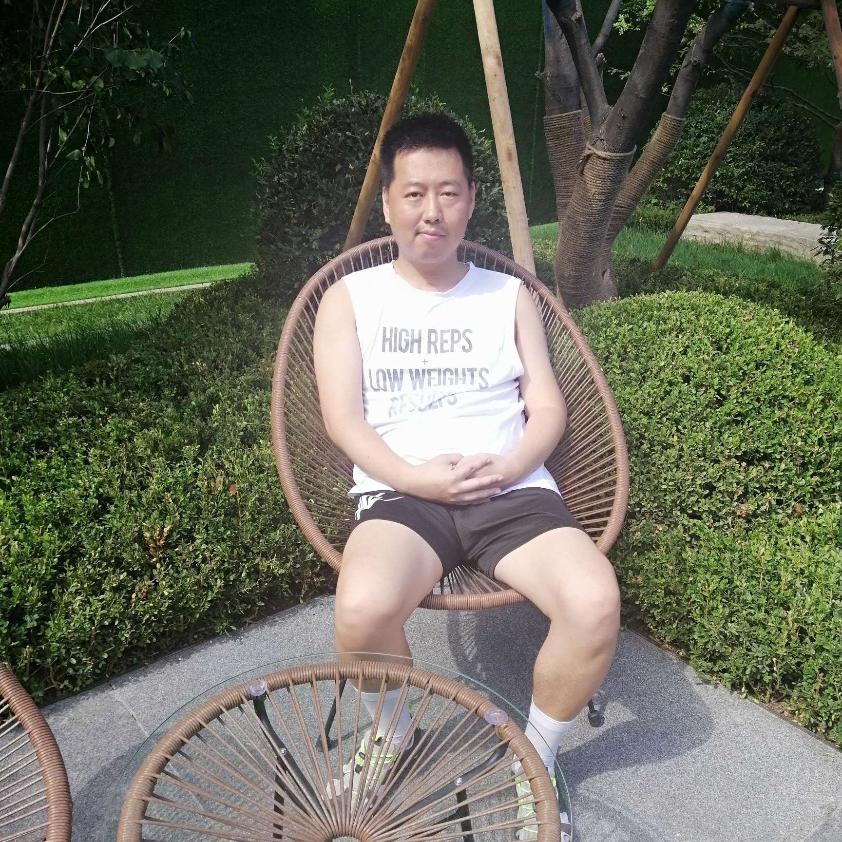 身残志坚性格好的照片
