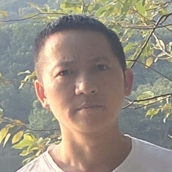 强大坚定的照片