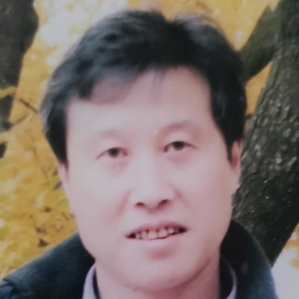 翩飞泪了小天鹅的照片