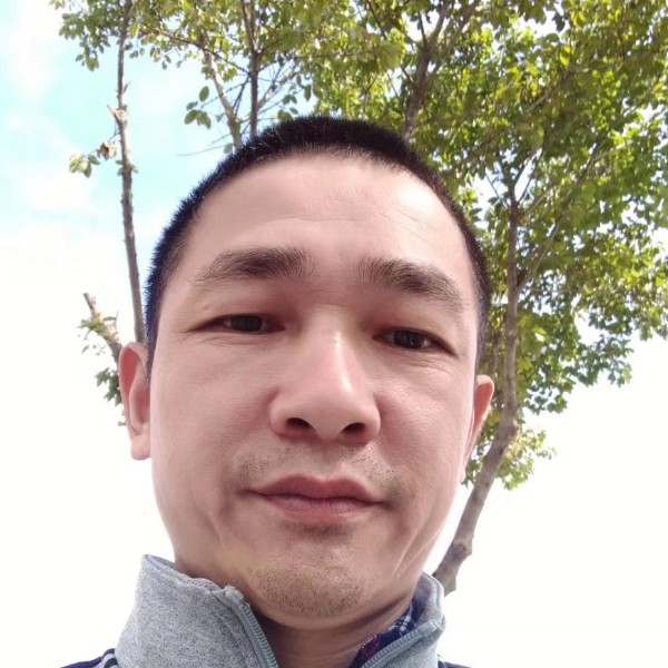 负责相许清曲的照片