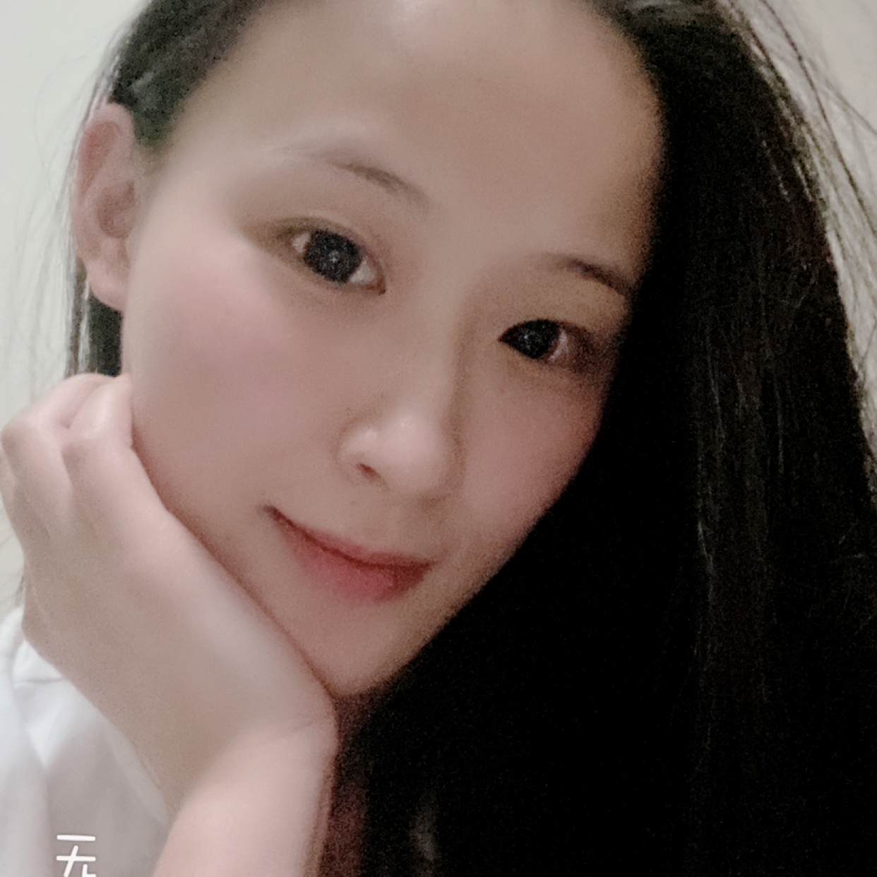 梨涡浅笑。的照片