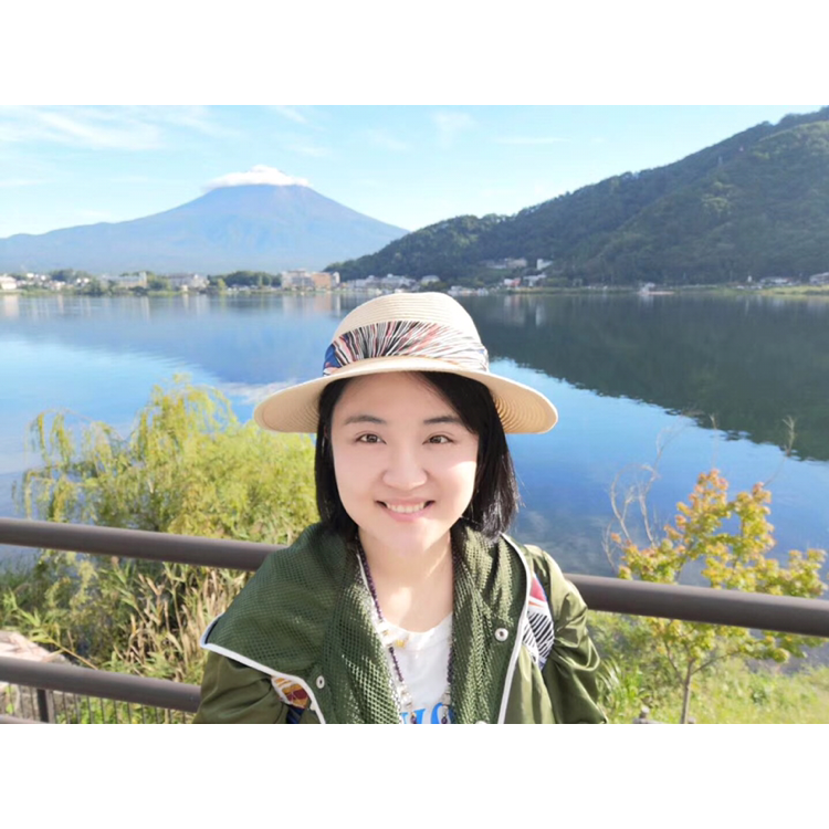 愤怒愿石头的照片