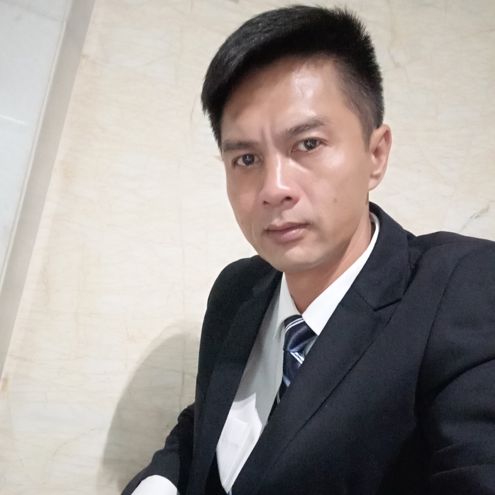深情方暖光的照片