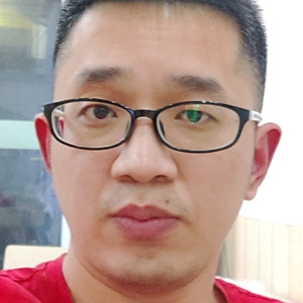 等待自信的照片