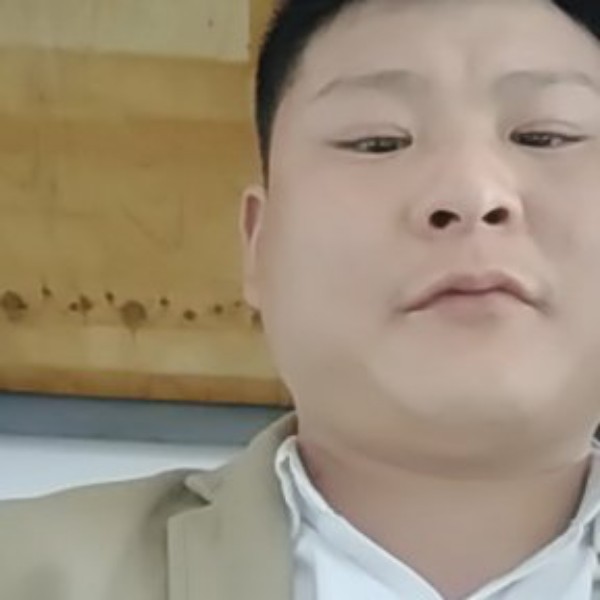 深圳布吉伟少的照片
