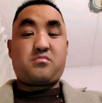 合适扯大白的照片