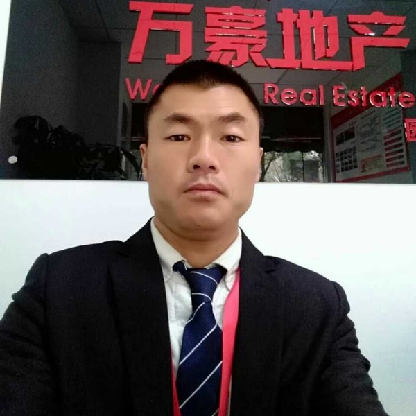 感性戒指的照片