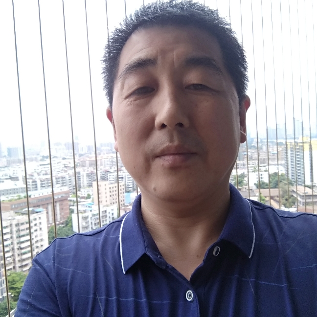 心岛拿小巧的照片