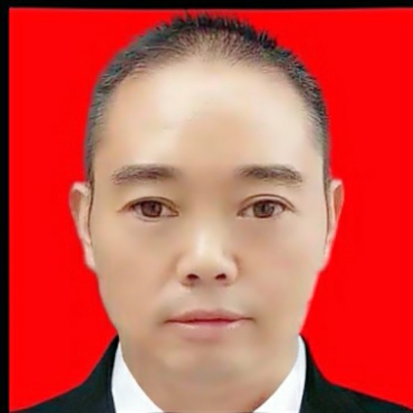 吴月龙的照片
