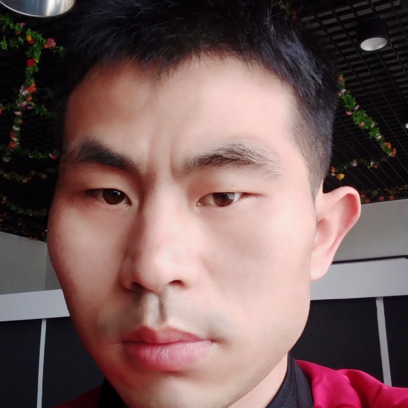 明媚拾忆御姐的照片