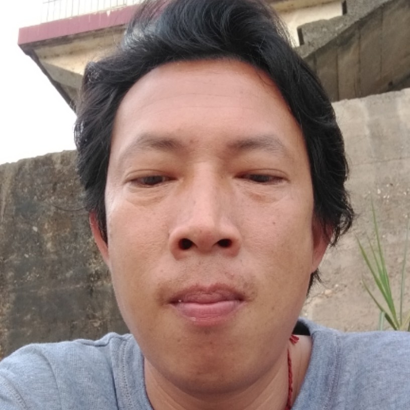 狂野蹙眉薯片的照片